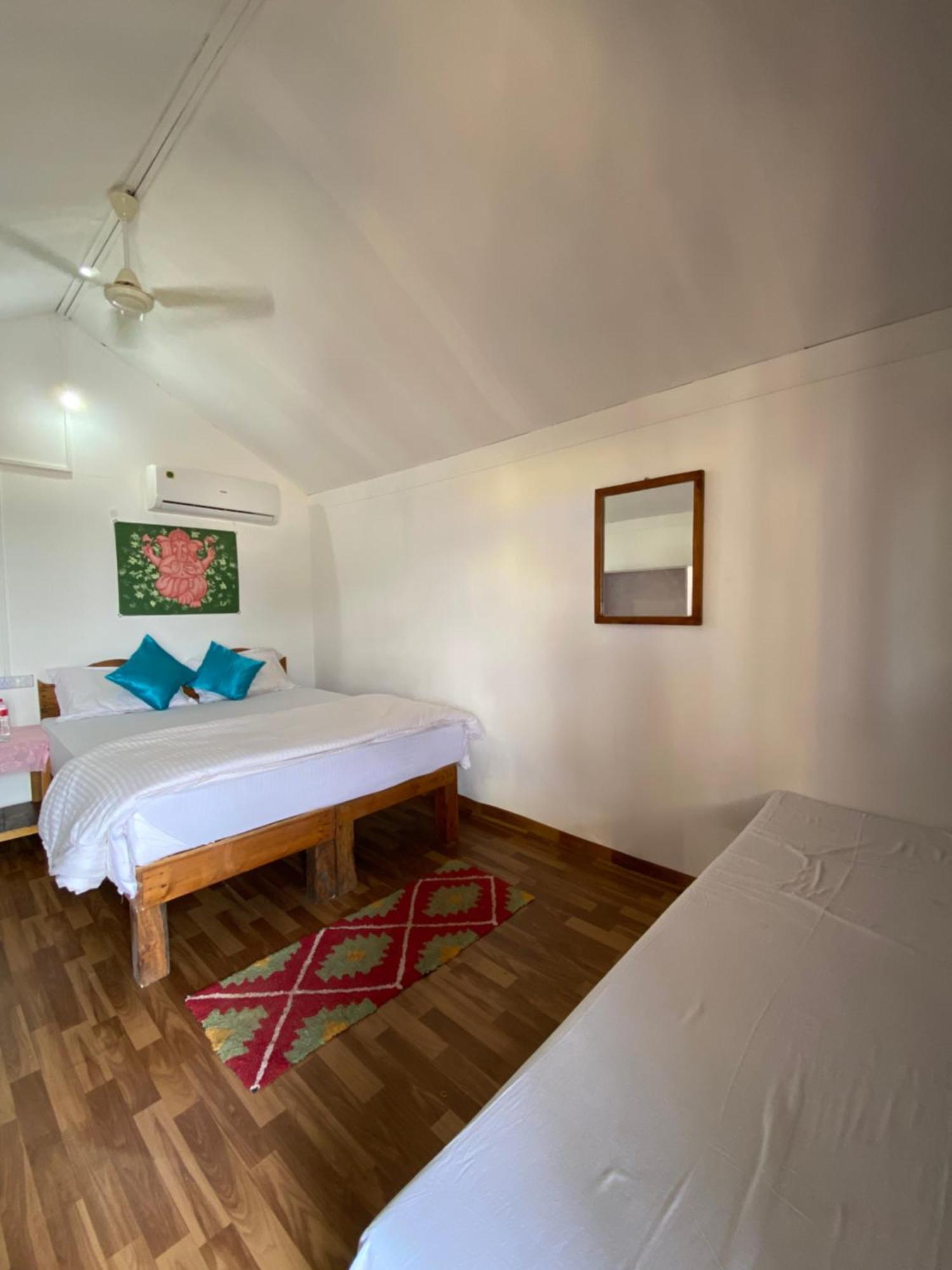 Omkar Beach Bungalow Agonda Exteriör bild