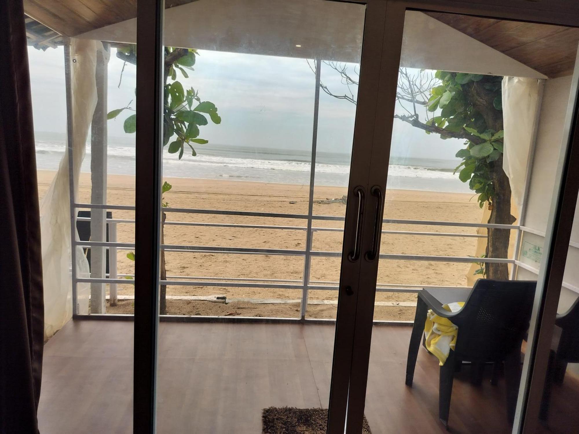 Omkar Beach Bungalow Agonda Exteriör bild